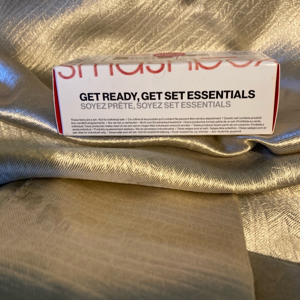 Smashbox Get Ready, Get Set Essentials Set - Picture 5 of 6